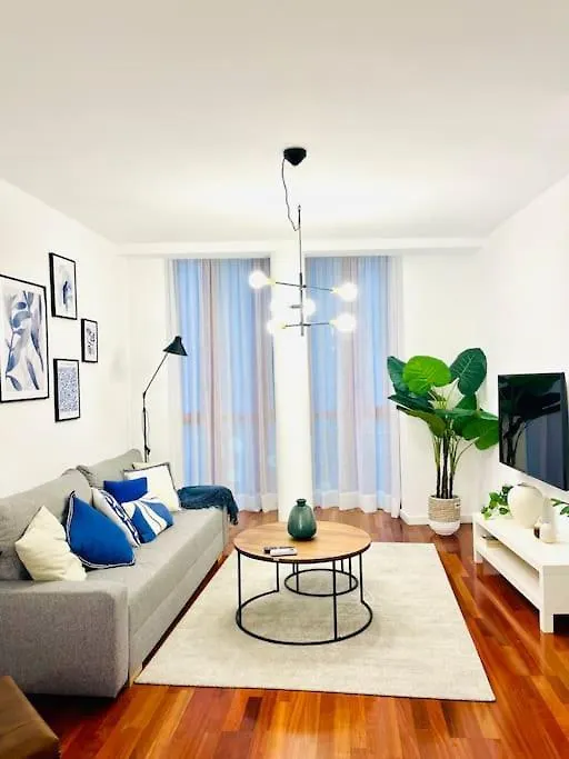 New Elegant Apartment In The Heart Of Malaga