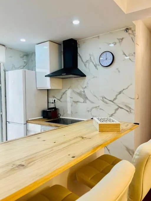 New Elegant Apartment In The Heart Of Malaga