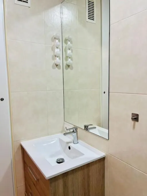 New Elegant Apartment In The Heart Of Malaga 0*,